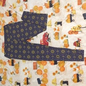 LulaRoe, tall and curvy, purple and yellow patterned leggings